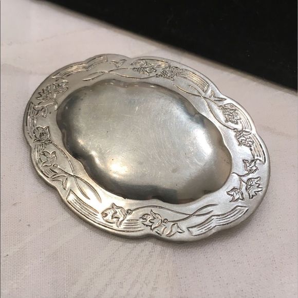 Vintage Kirk Stieff Pewter Brooch - Picture 2 of 4